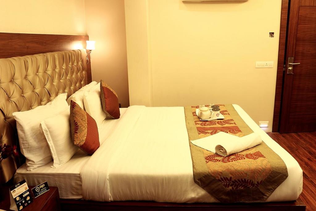 Oyo 1522 Npg Hotel 加尔各答 外观 照片