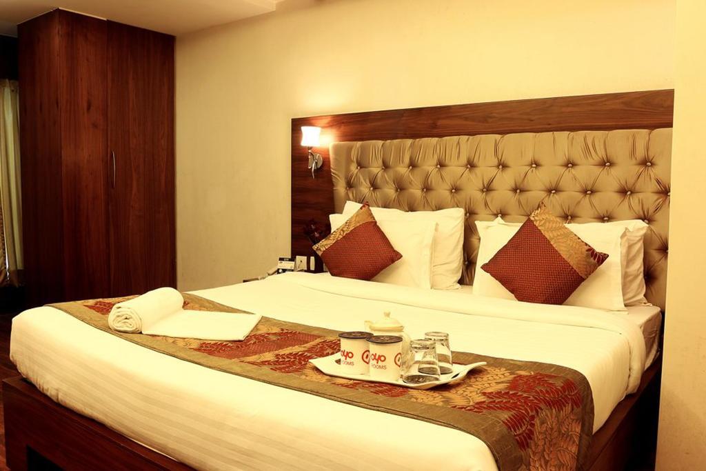 Oyo 1522 Npg Hotel 加尔各答 外观 照片