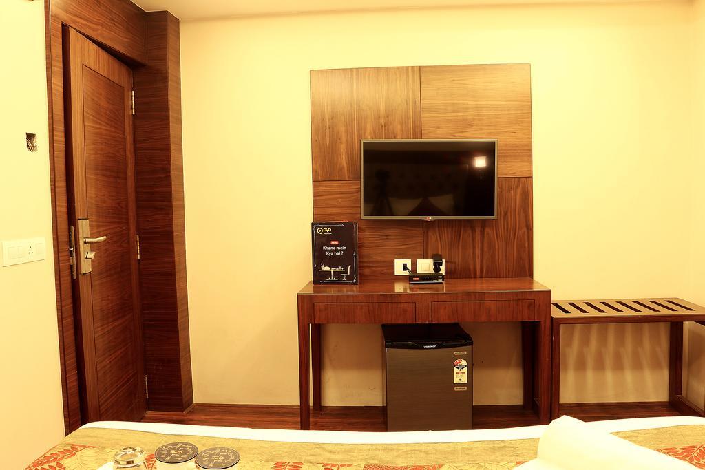 Oyo 1522 Npg Hotel 加尔各答 外观 照片