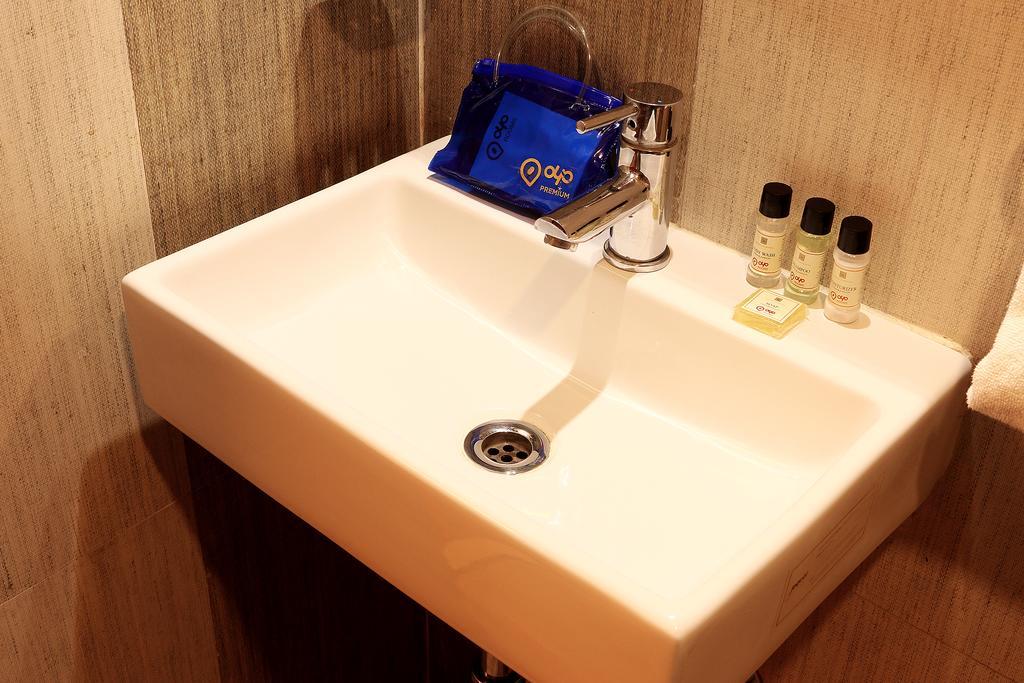 Oyo 1522 Npg Hotel 加尔各答 外观 照片
